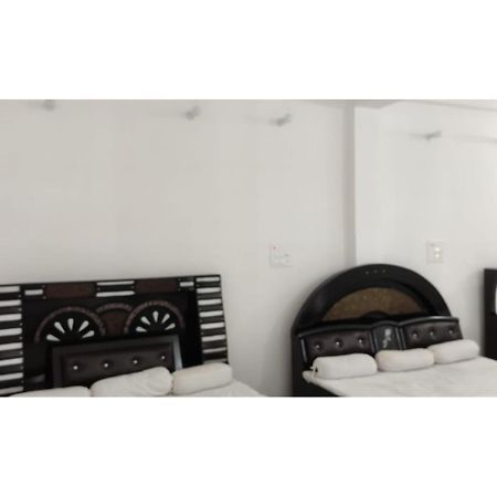 Hotel Shri Nivasa Inn, Kothi Godarpura Exterior photo